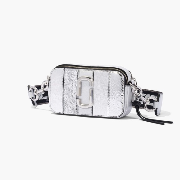 BNWT Marc Jacobs The Snapshot Metallic Striped Crossbody Bag in Silver - Picture 5 of 12